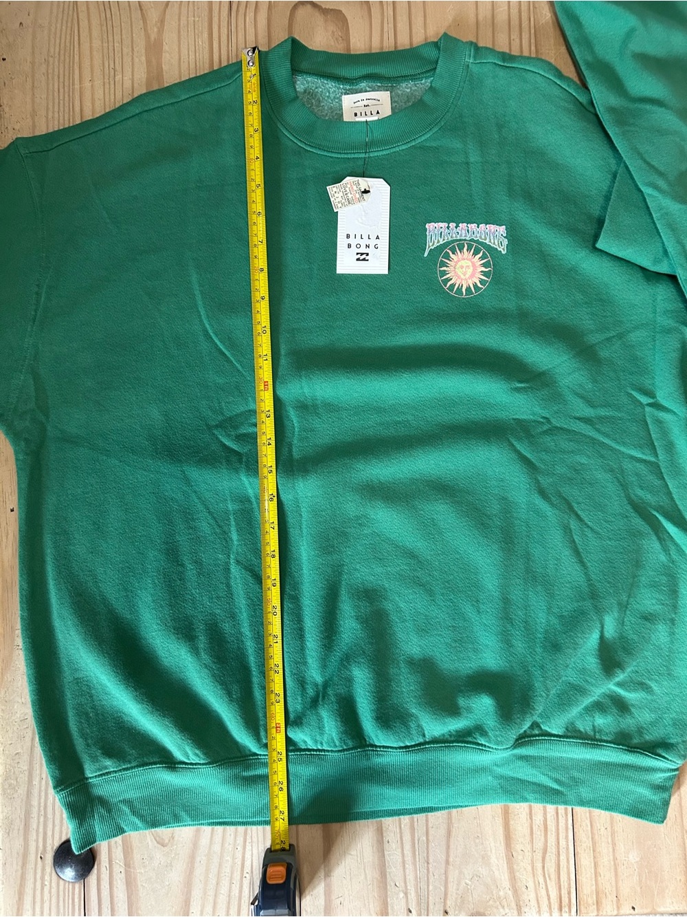 NWT Billabong Women’s Oversized Green Graphic Ride In Crewneck Sweatshirt - Picture 11 of 14